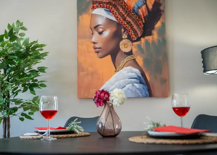 Boutique 3bd 公寓 *