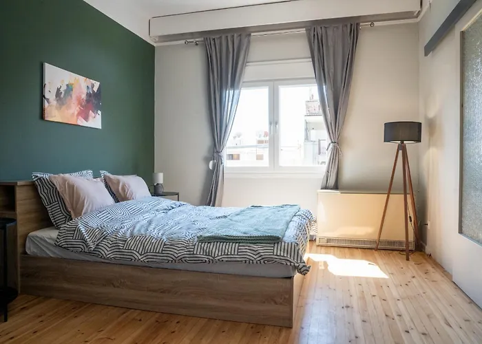 Boutique 3bd سالونيك