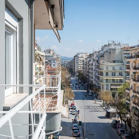 Boutique 3bd Apartment *